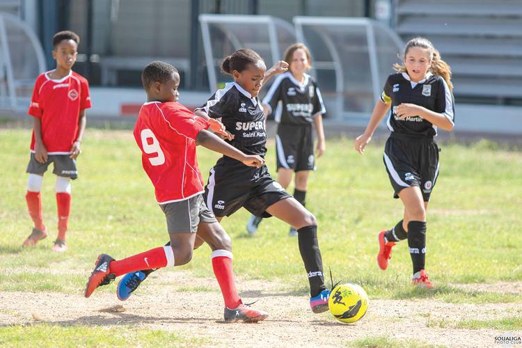 Voetbal: Saint Martin-competitie fluit het einde en - Faxinfo